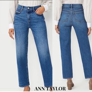 Ann Taylor Sculpting Pocket High Rise Straight Jeans Vintage Indigo NWT Sz 12